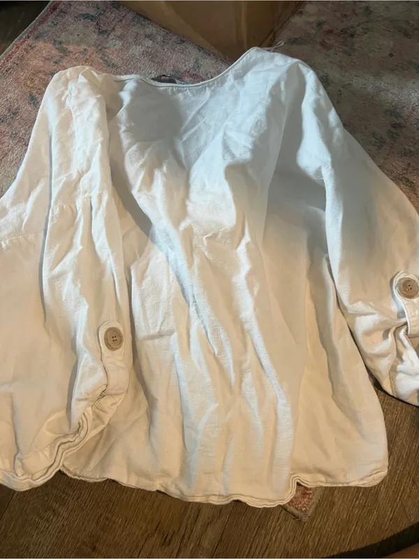Zara small white top button down - Image 10