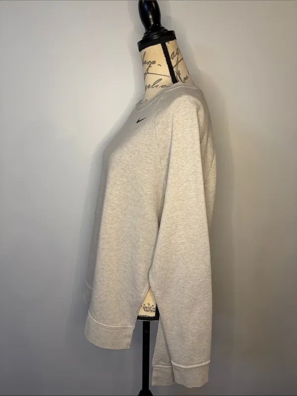 Nike sweatshirt high low hem side slits with zipper wrist pocket heather gray M - Image 3