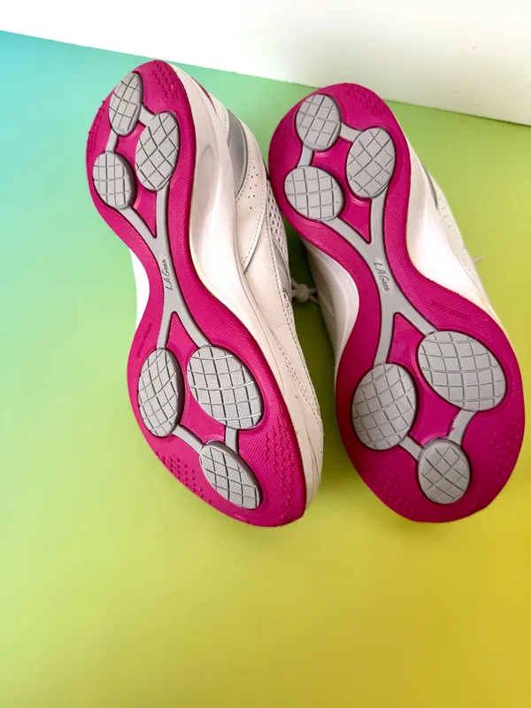 Walk ‘N Tone Sneakers, Size 9 White - Image 3