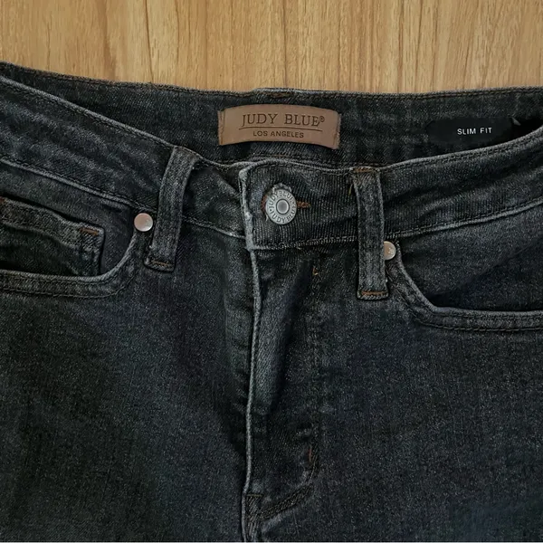 Judy Blue Black Washed Straight Leg Jeans - Image 2
