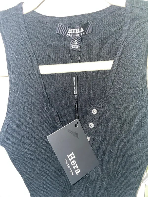 Edge Black Button-Up Crop Tank - Image 6