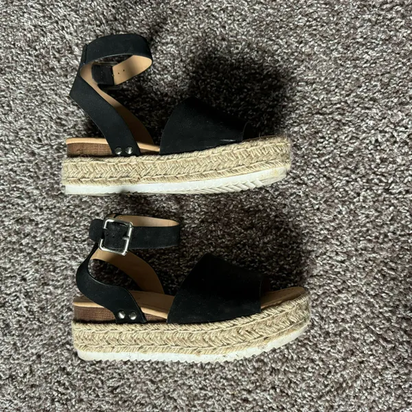 Soda Platform Sandal - Image 2