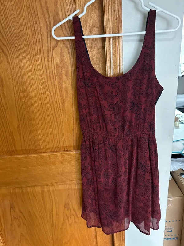 Y2K Abercrombie & Fitch Maroon Patterned Midi Dress - Image 3