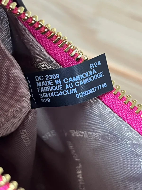 Michael Kors Purse - Image 13