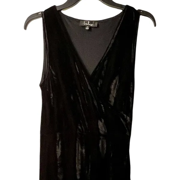 Lulus Maxi Dress Womens Size M Black Velvet Sleeveless Front Slit Sexy Formal - Image 8