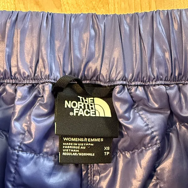 NWT The North Face Mid-Rise Insulated Quilted Circaloft Pant Cave Blue Print, XS - Image 10