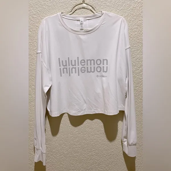 Lululemon Muscle Love Long Sleeve Shirt Top Motif White Graphic Wordmark Size 6 - Image 7