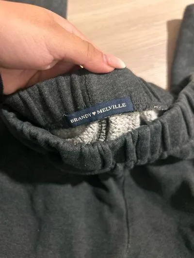 Brandy Melville Sweatpants Grey - Image 2