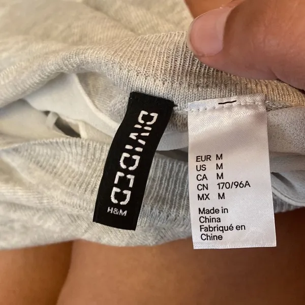 H&M grey blouse M‎ - Image 6