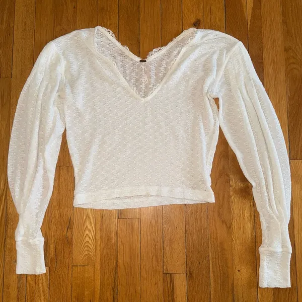 FREE‎ PEOPLE Lace V-Neck Balloon Sleeve Sweater White Oversized XS - Image 2