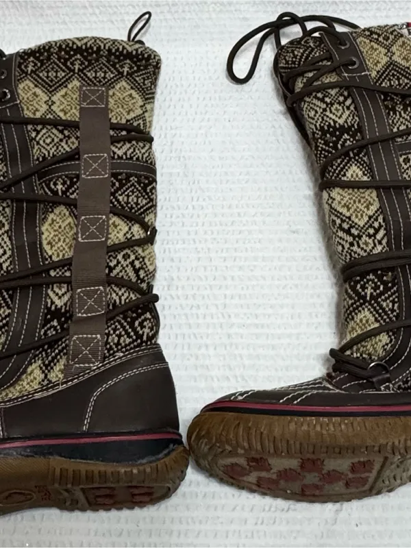 Pajar 63 women’s Brown Patterned Lace-Up Winter Boots snow 7. - 71/2 - Image 2