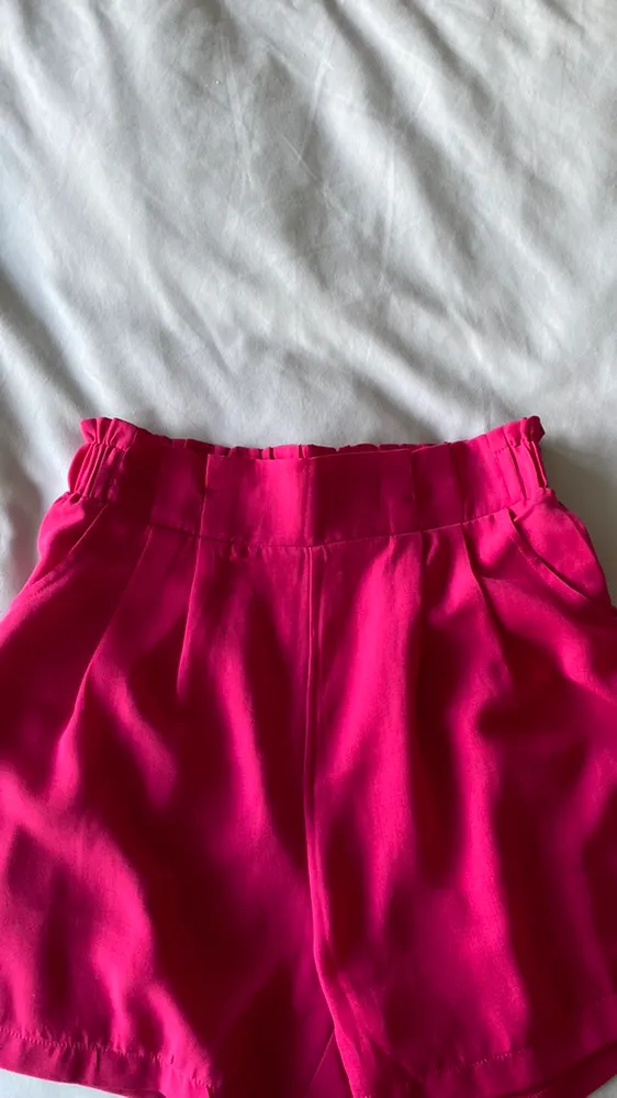 Two Piece Crop Top Shorts Set Pink - Image 5