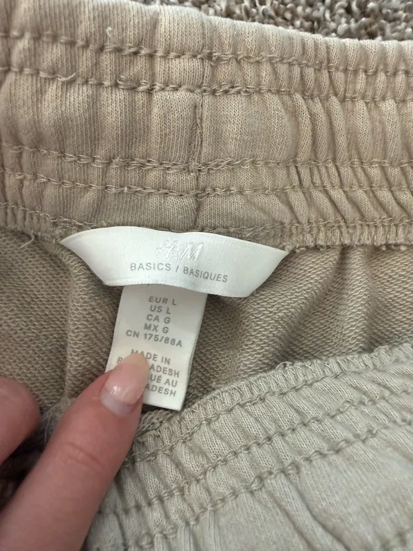 Beige Shorts H&M - Image 3