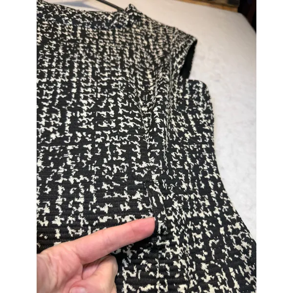 JONES WEAR DRESS Black White Tweed Cap‎ Sleeve Sheath Knee Length Size 8 - Image 6