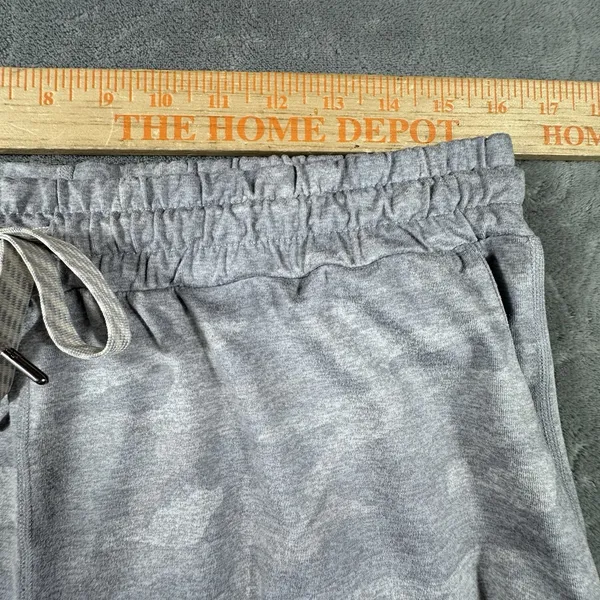 Vuori Performance Jogger Grey Camo Drawstring Sweatpants Dreamknit Women Medium - Image 9