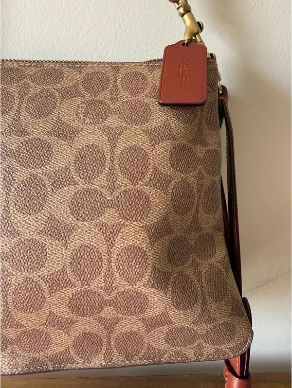 Coach Double Zip Shoulder Signature  Canvas Handbag  - Image 7