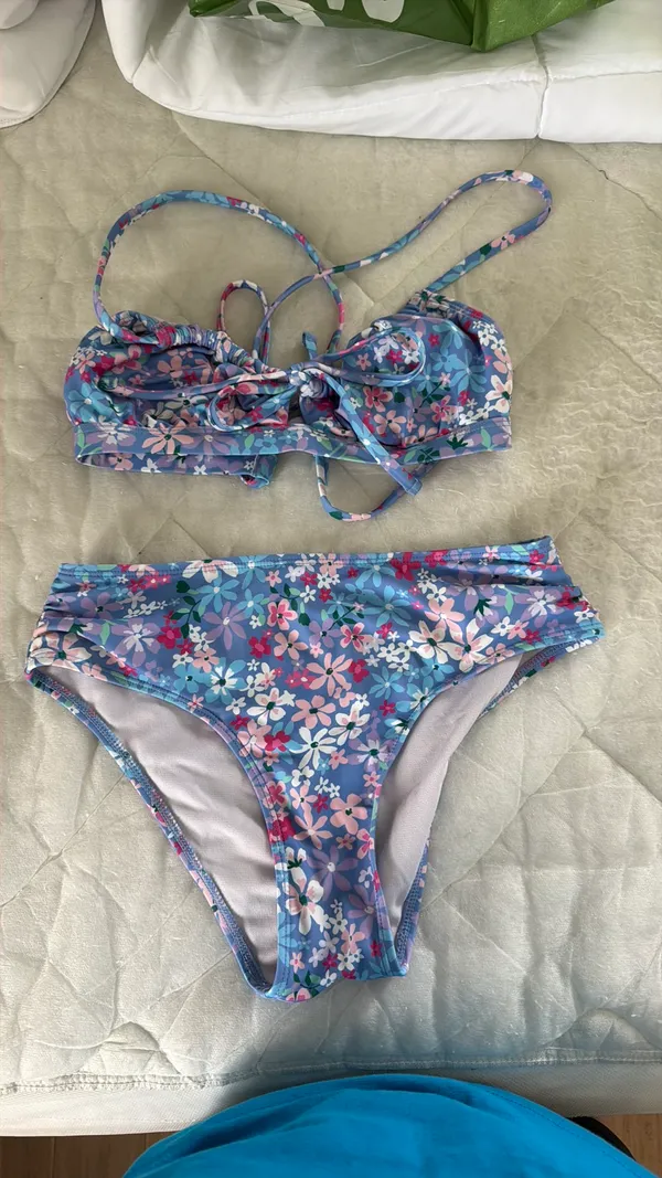 Cupshe Bikini Set - Image 6