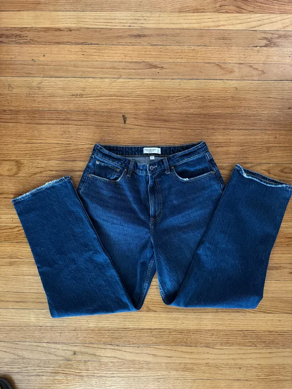 Abercrombie & Fitch High Rise Vintage Straight Jean Size 12 Curve Love - Image 2