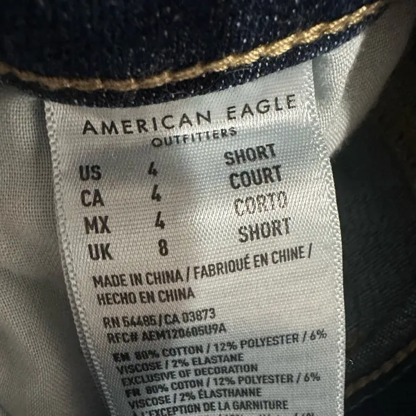 Like new!! American Eagle Outfitters Distressed Indigo Skinny Jeans - Image 7
