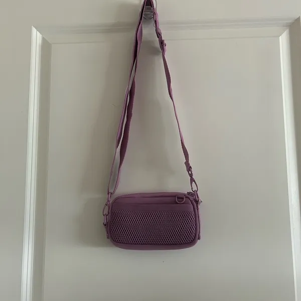 Dagne Dover Lilac Crossbody Bag - Image 6
