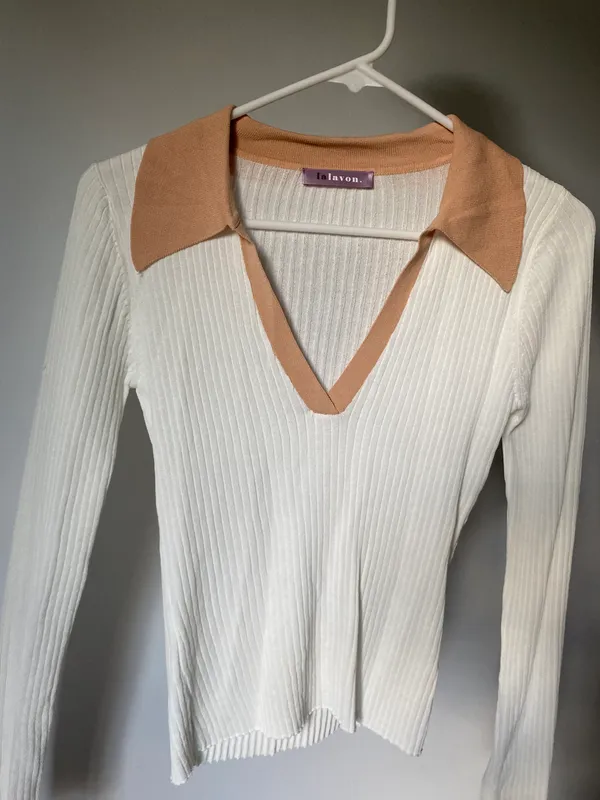 white long sleeve collared top - Image 3