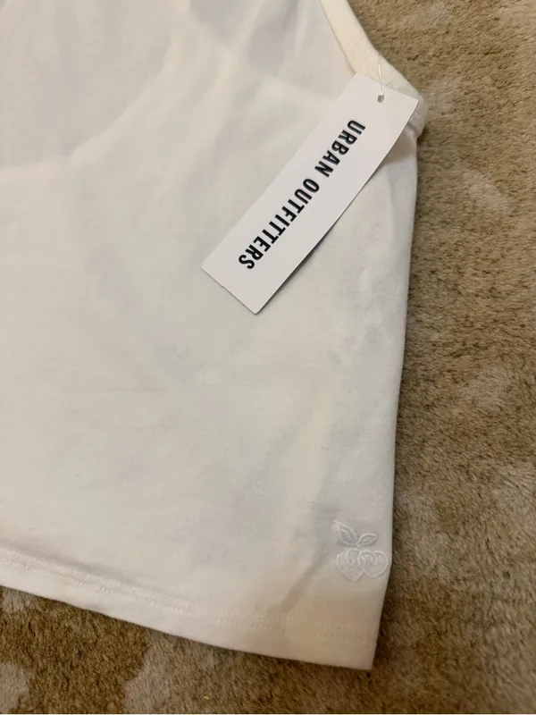 Out From Under Urban Outfitters White Cropped Cami Tank Top Size L NWT - Image 5