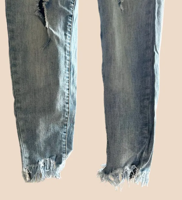 KanCan Ripped Jeans - Image 2