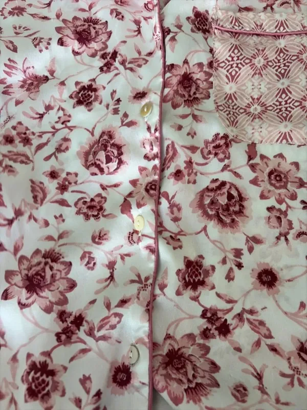 Haute hippie pink floral print lounge/pajama set (size small) - Image 4