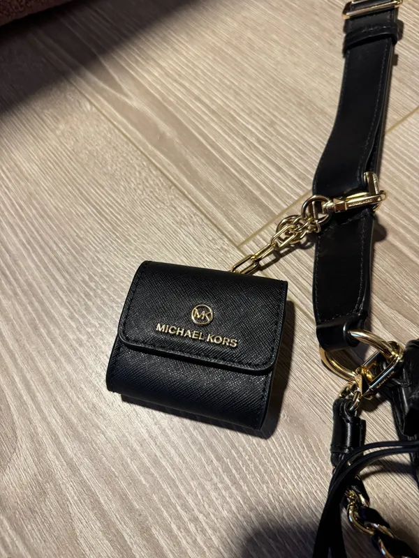Michael Kors Purse Crossbody - Image 3