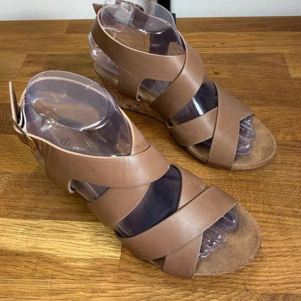 Diba Weekend Brown Strappy Cork Wedge Sandals Women's 6 Buckle Open Toe - Image 2