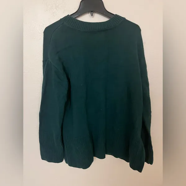 Gap forest green sweater size xl - Image 5
