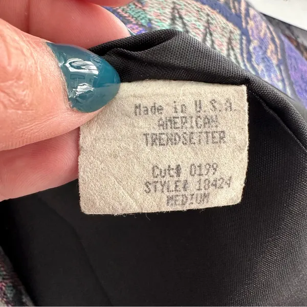 Vintage “Attitude” Women's Multicolor Southwest Patterned Blazer - Image 8