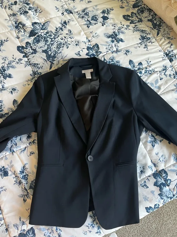 H&M Navy Blue Blazer - Image 2