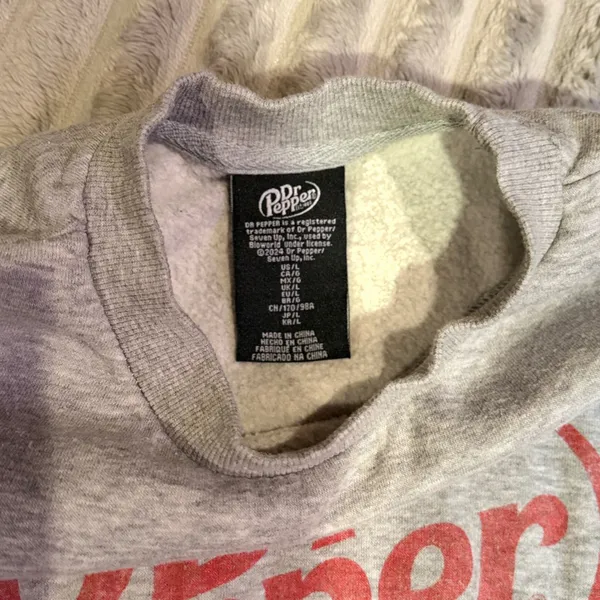 Forever 21 Dr Pepper Cherry Graphic Sweatshirt Gray Crewneck Large - Image 3