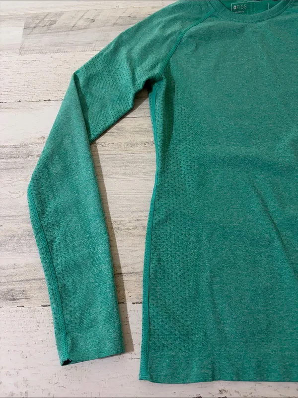 Figs Teal Teal Seamless Underscrub Top Size XS - Image 3