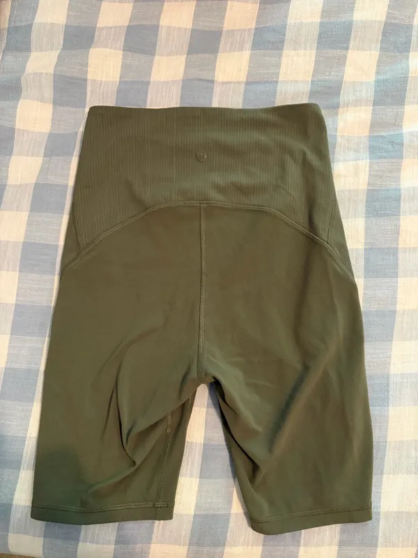 Lululemon Green Biker Shorts Size 4 - Image 2