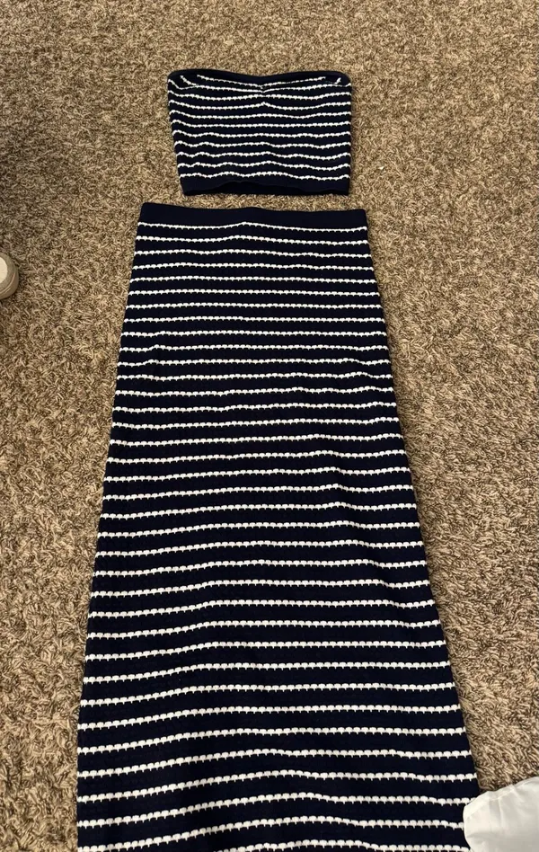 Matching set tube top and maxi skirt - Image 2