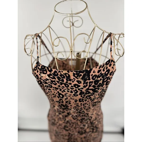 Aritzia Wilfred Isabelle Leopard Print Mini Slip Dress Size 2 - Image 5