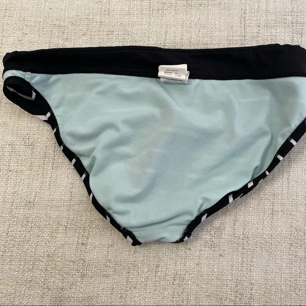 Nike Women’s Swim Bottoms - Image 6