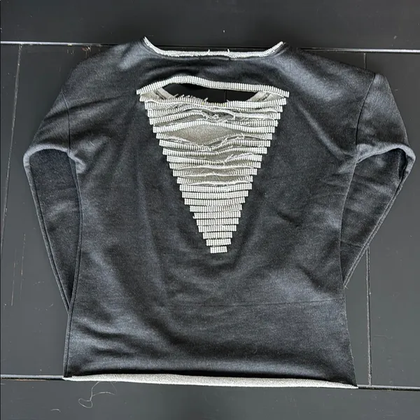 ITRO Gray Knit Sweater - Image 3