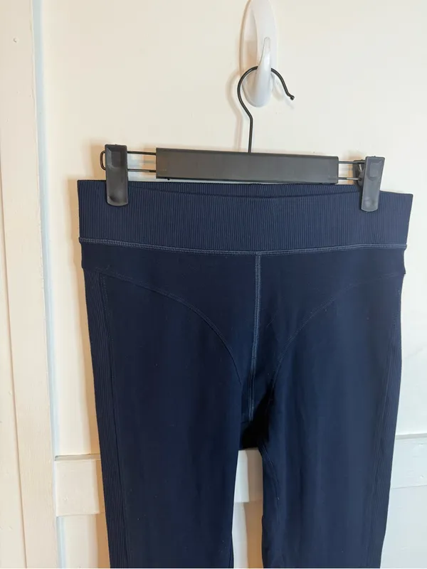 Alo Yoga Navy Blue High Waisted Leggings - Image 3