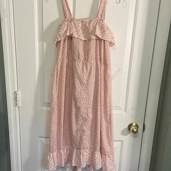 Vintage Pink Floral Tiered Sundress with Ruffle Trim - Image 4