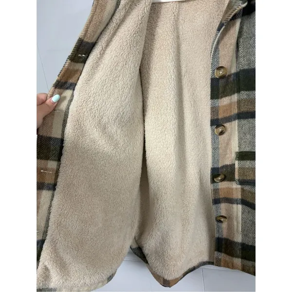 American Eagle Plaid Shacket Faux Fur Sherpa Lined Button Down Medium Jacket - Image 10