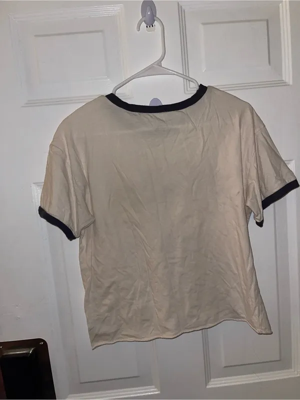 American Eagle Vintage-Style "New York" Ringer Tee Cream w/ Black Trim - Size M - Image 2