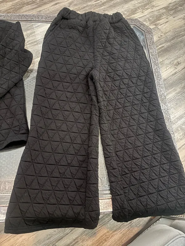 Quilted long sleeve sweater & matching bottom set Black Color - Image 2