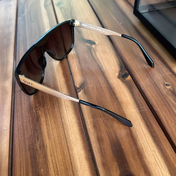 Quay No Curfew Sunglasses - Image 3