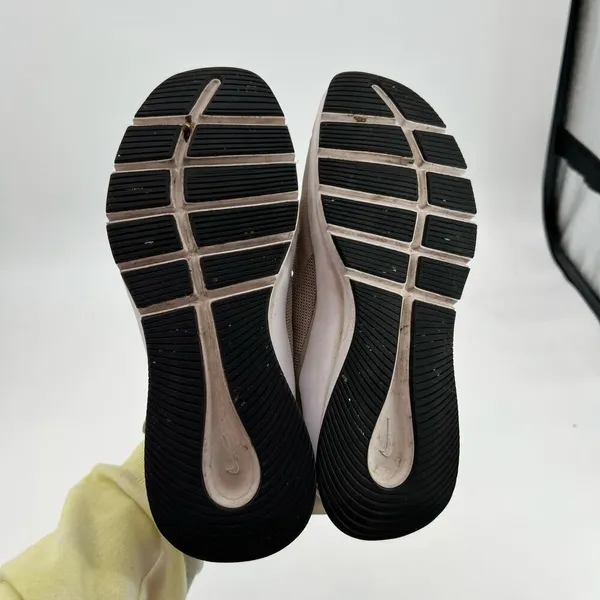 Nike Women's RIVAH sneaker Desert Sand Black & White athletic shoe size 9 - Image 7