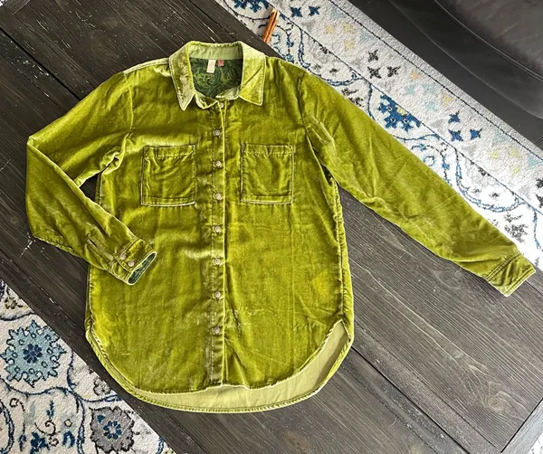 Pilcro Anthropologie Green Velvet Button Down Shirt Women’s US 2 UK 6 EU 34 - Image 4