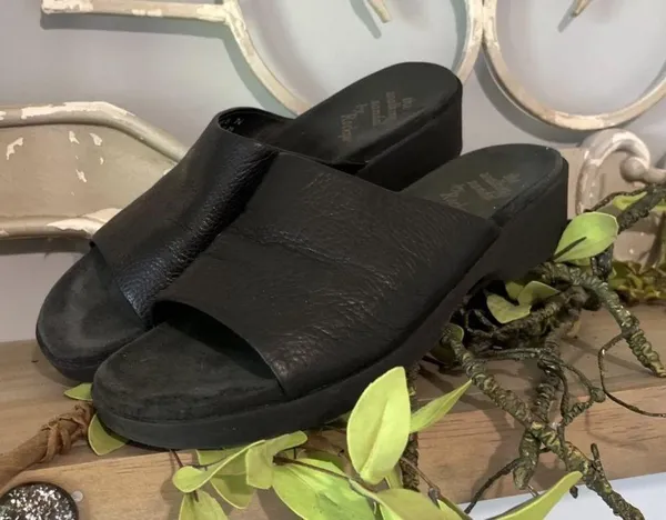 Rockport Black Leather The Walking Sandal Slides Womens 7W - Image 5