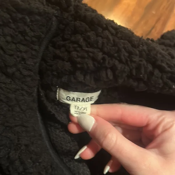 Garage Women’s Black Sherpa Jacket - Image 2